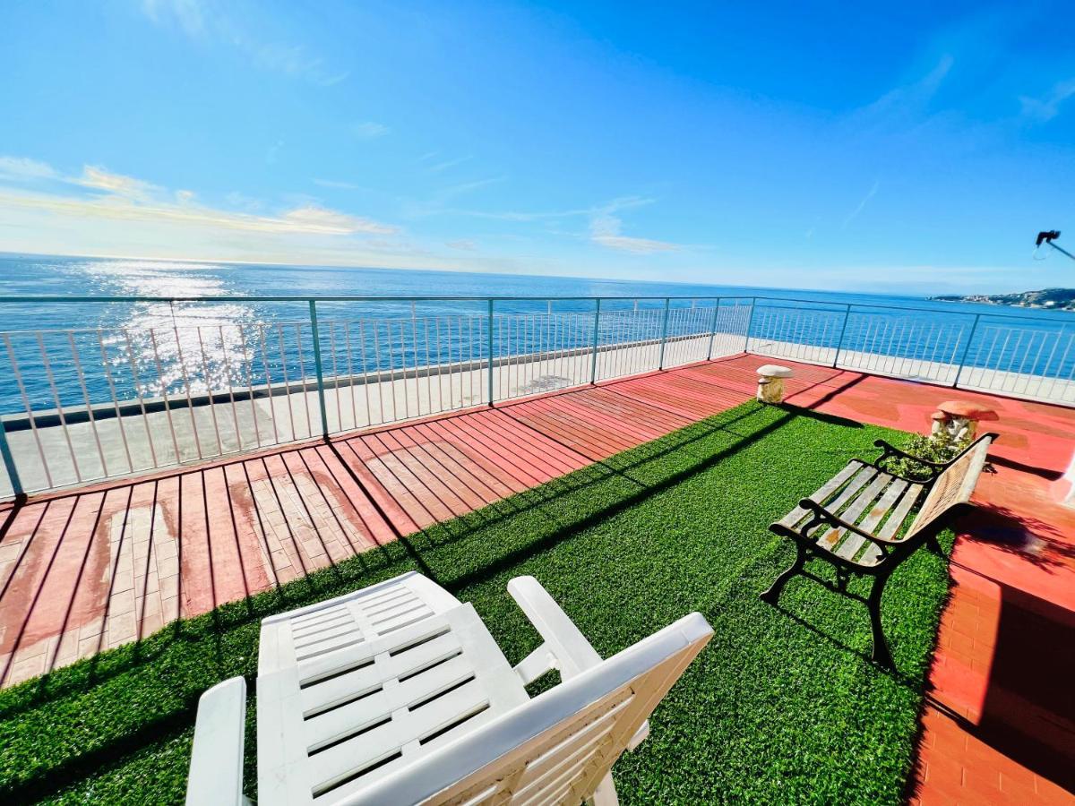 Suite Sunset 11 - Fronte Mare Sanremo Eksteriør billede